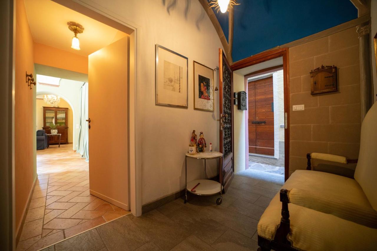 La Loggia Dei Frati Lägenhet Cannero Riviera Exteriör bild