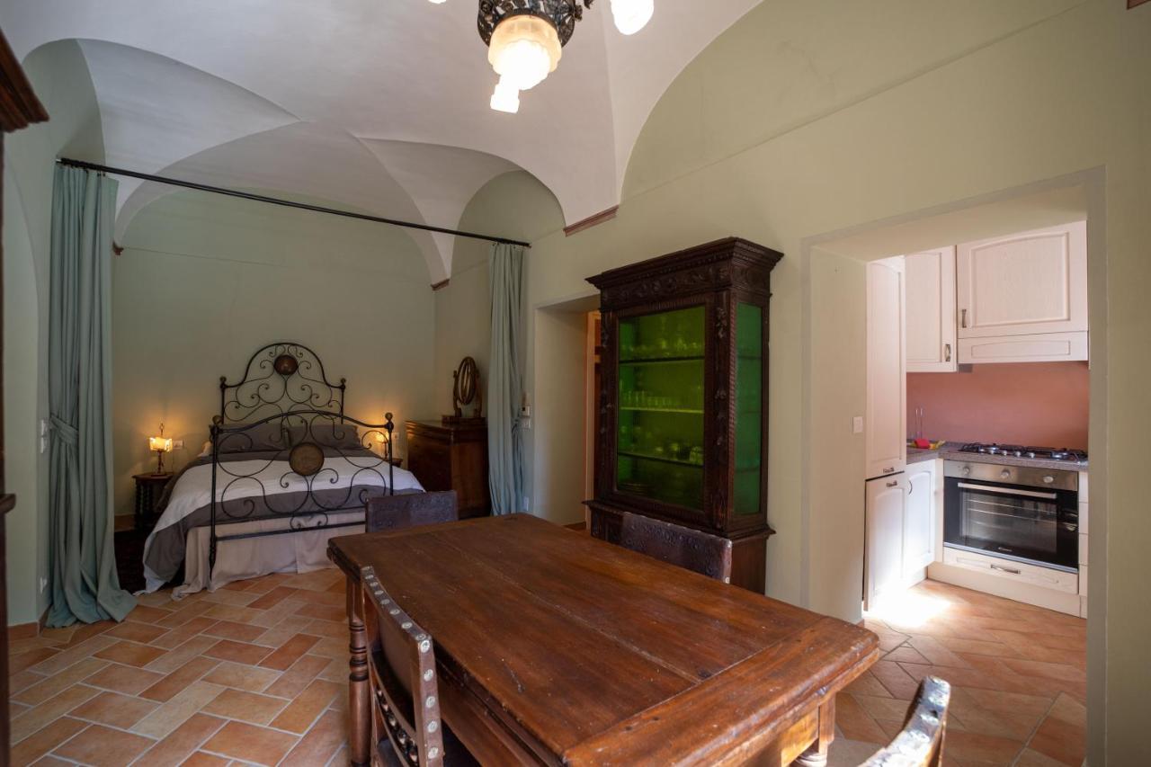 La Loggia Dei Frati Lägenhet Cannero Riviera Exteriör bild